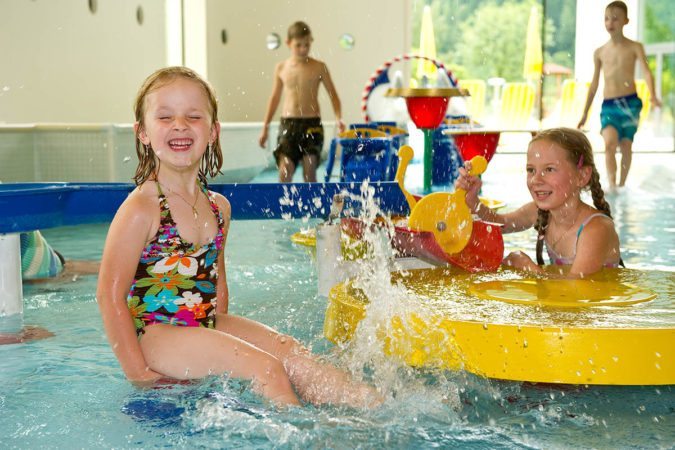 Kinder in der Alpentherme Gastein - Urlaub am Bauernhof, Tofererhof